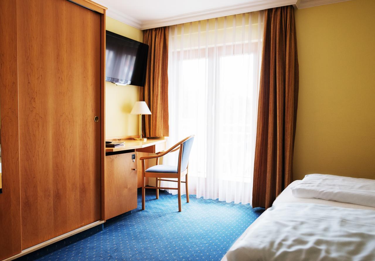 מיירסבורג Sporthotel Schoenblick מראה חיצוני תמונה